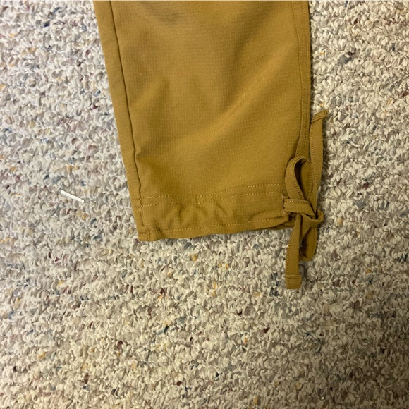 Coalatree trailhead pants in Sand- regular fit - Picture 8 of 13